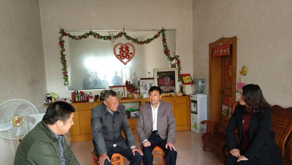 ��չ��ϲӭʮ�Ŵ󡤵���ů���㡱�߷�ο�ʻ